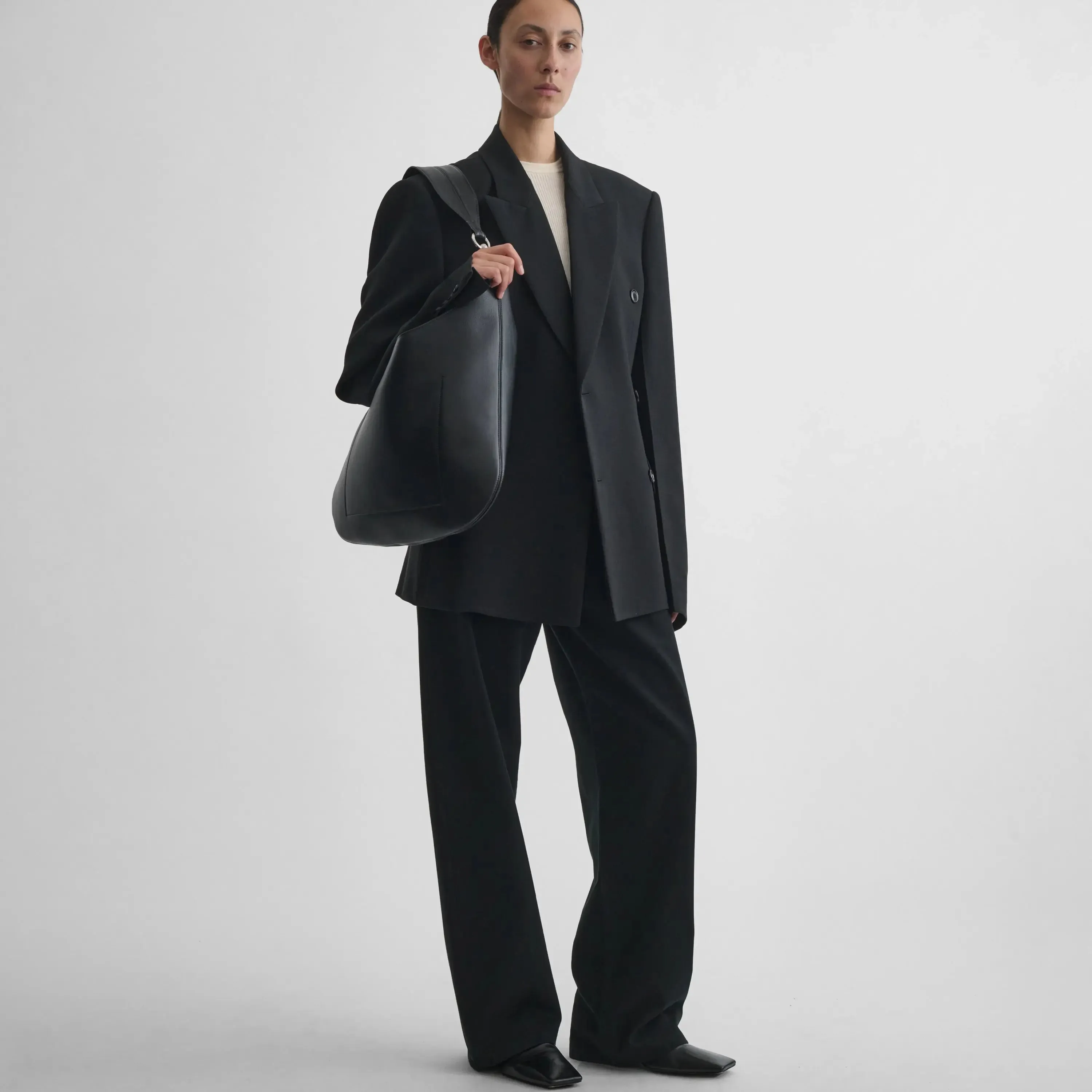 CINCHED HIP TAILORED JACKET | black sable