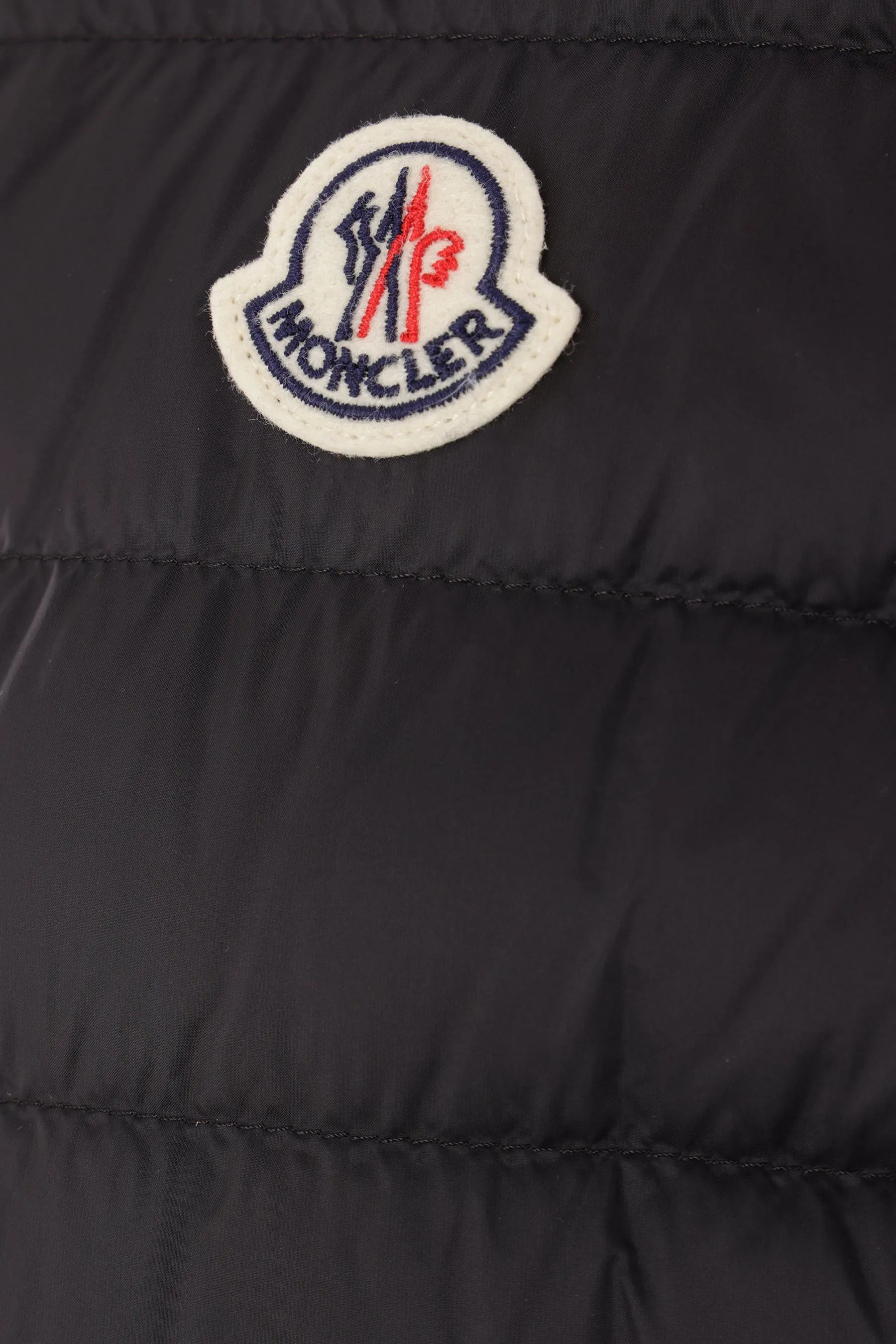 Igens sleeveless down jacket in nylon