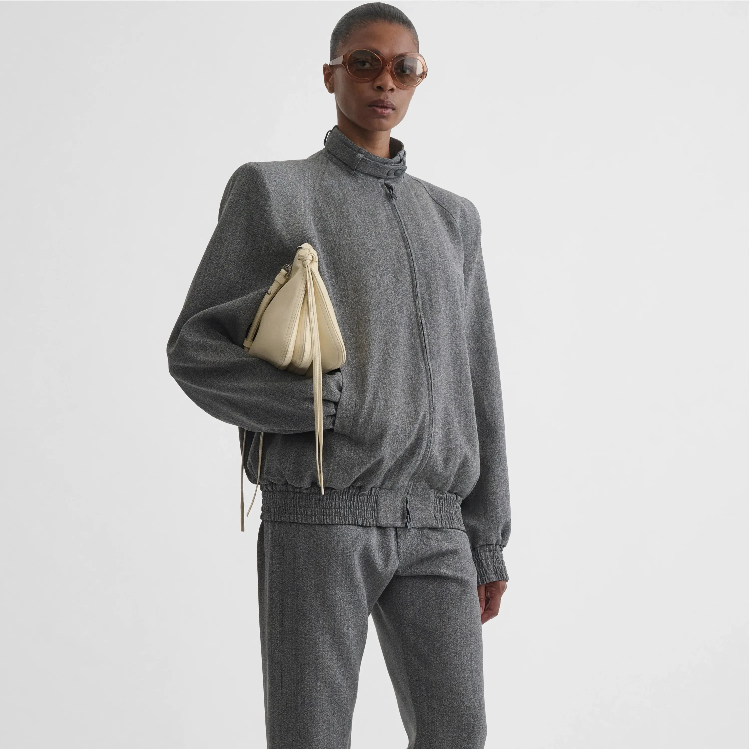 SHARP SHOULDER BOMBER | mist silk viscose