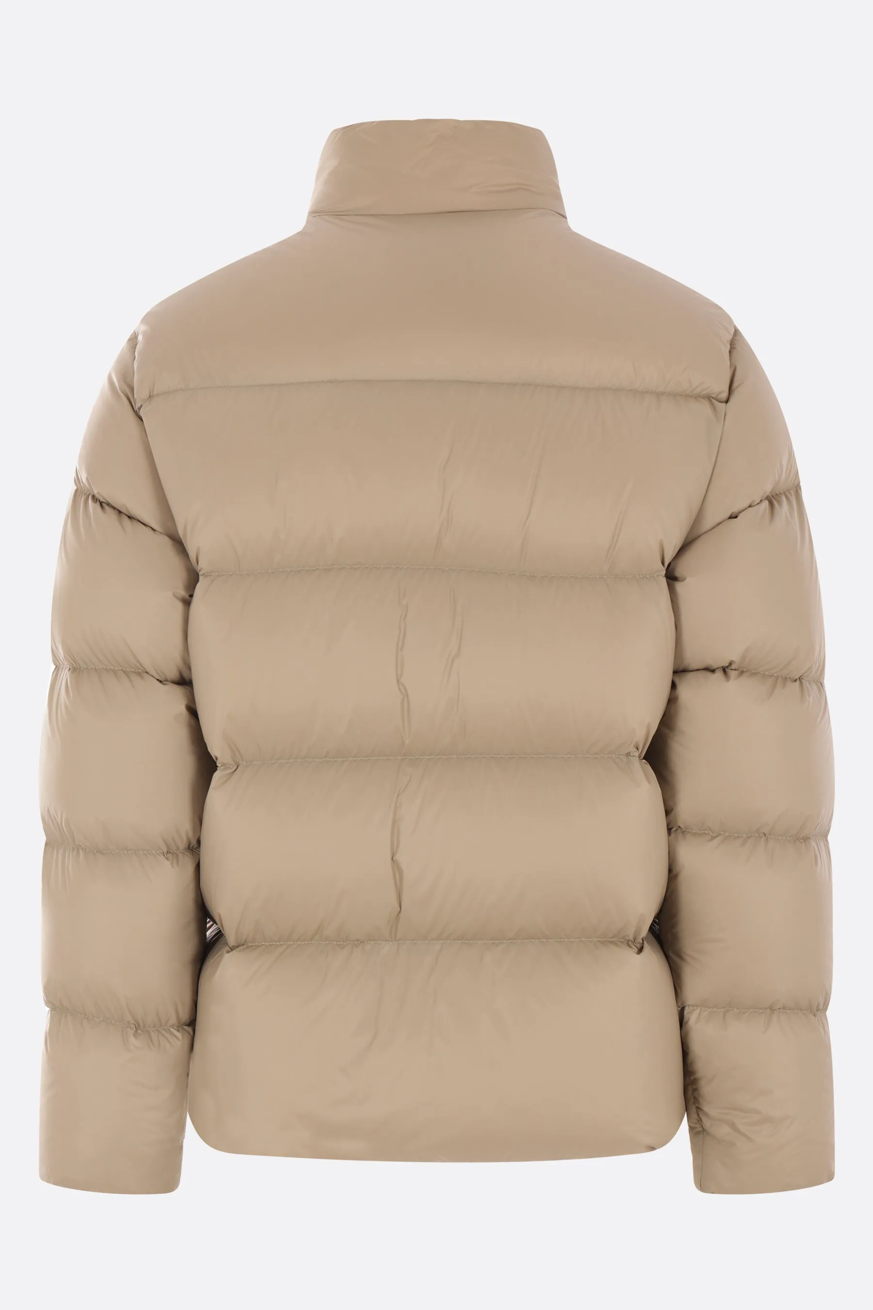 Tarn down jacket in nylon