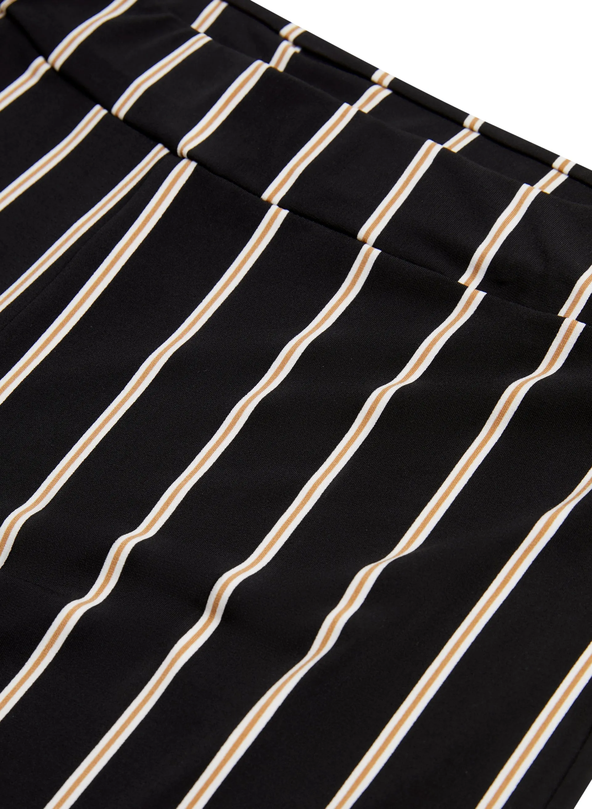 Vertical Stripe Pull-on Capris