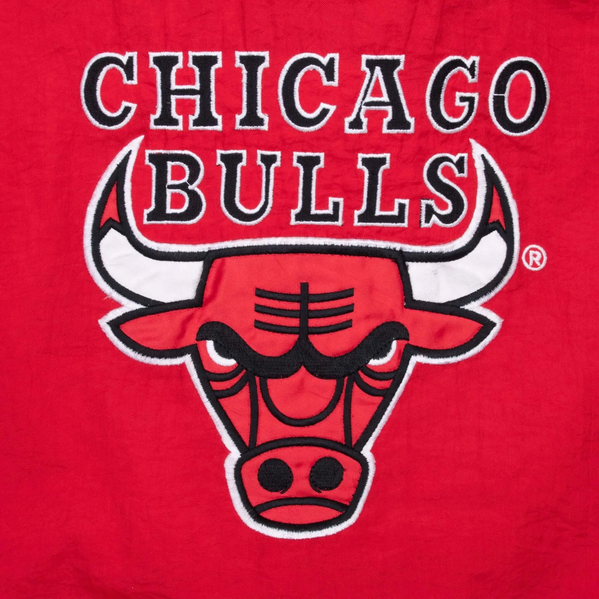 VINTAGE NBA CHICAGO BULLS 1990S HOODED HEAVY STARTER JACKET LARGE