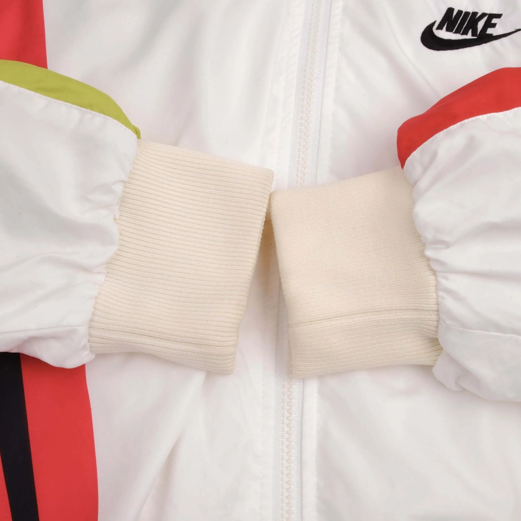 VINTAGE NIKE INTERNATIONAL WINDBREAKER JACKET 1990S SIZE LARGE